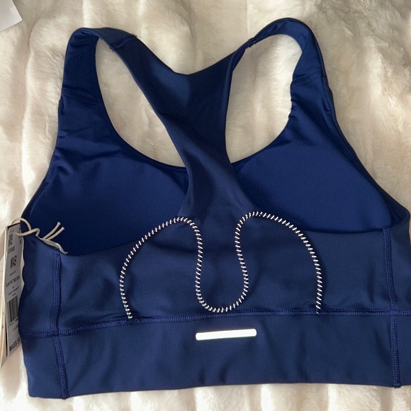 Adidas Women's RUN POCKET Dark Blue Sports Bra MED NWT - Picture 5 of 7
